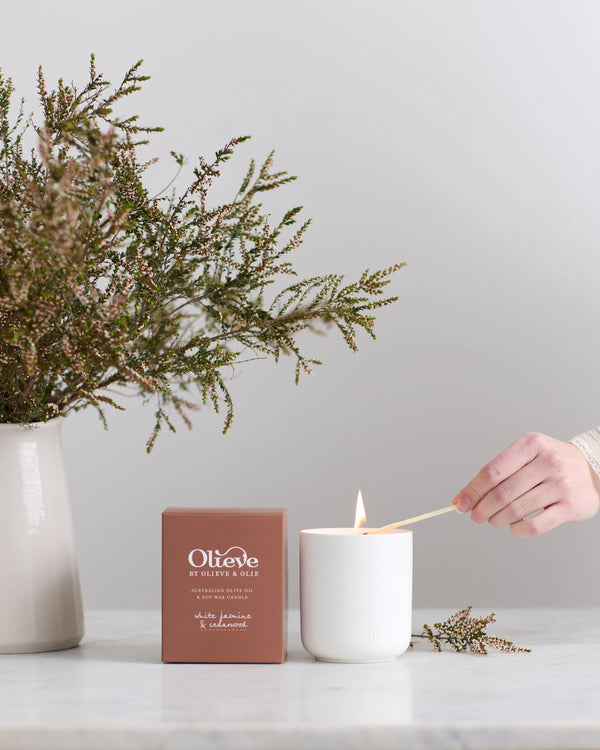 White Jasmine & Cedarwood Candle